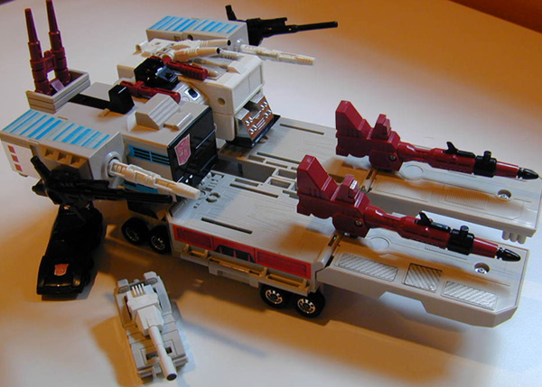 transformers autobot city toy