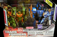 Transformers Universe Dirge vs. Autobot Roadbuster (Target exclusive)